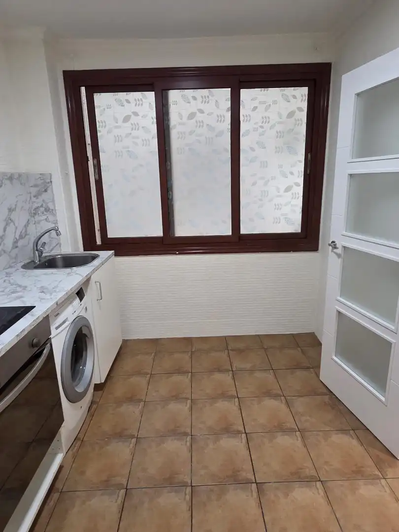 Cocina de Piso en venta en Bilbao  con Balcón