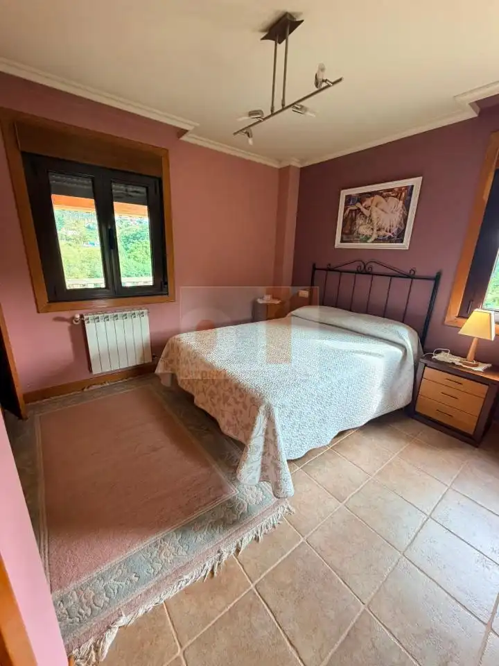 Dormitori de Casa o xalet de lloguer en Moaña amb Calefacció, Jardí privat i Terrassa
