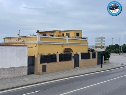 Vista exterior de Casa o xalet en venda en Jerez de la Frontera amb Aire condicionat, Terrassa i Traster