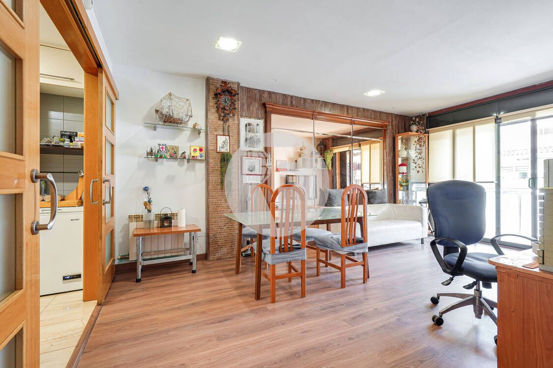 Dining room of Planta baja for sale in Parets del Vallès  with Air Conditioner, Heating and Terrace