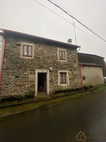 Casa-chalet en Venta en Vilabade en Castroverde