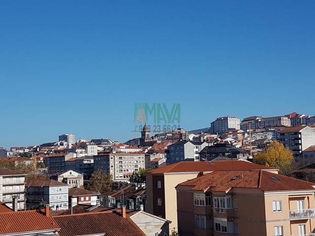 Piso en Venta en IRMANS XESTA en A Carballeira