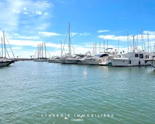 Vista exterior de Estudi en venda en Cambrils amb Aire condicionat