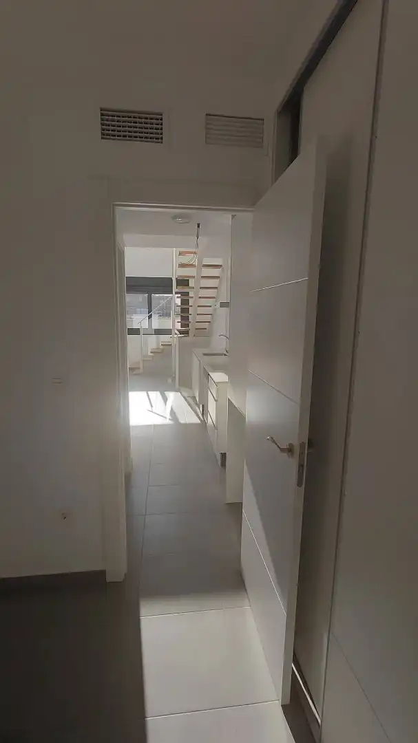 Casa pareada con terraza en venta en Carrer de Xipre, imagen 5