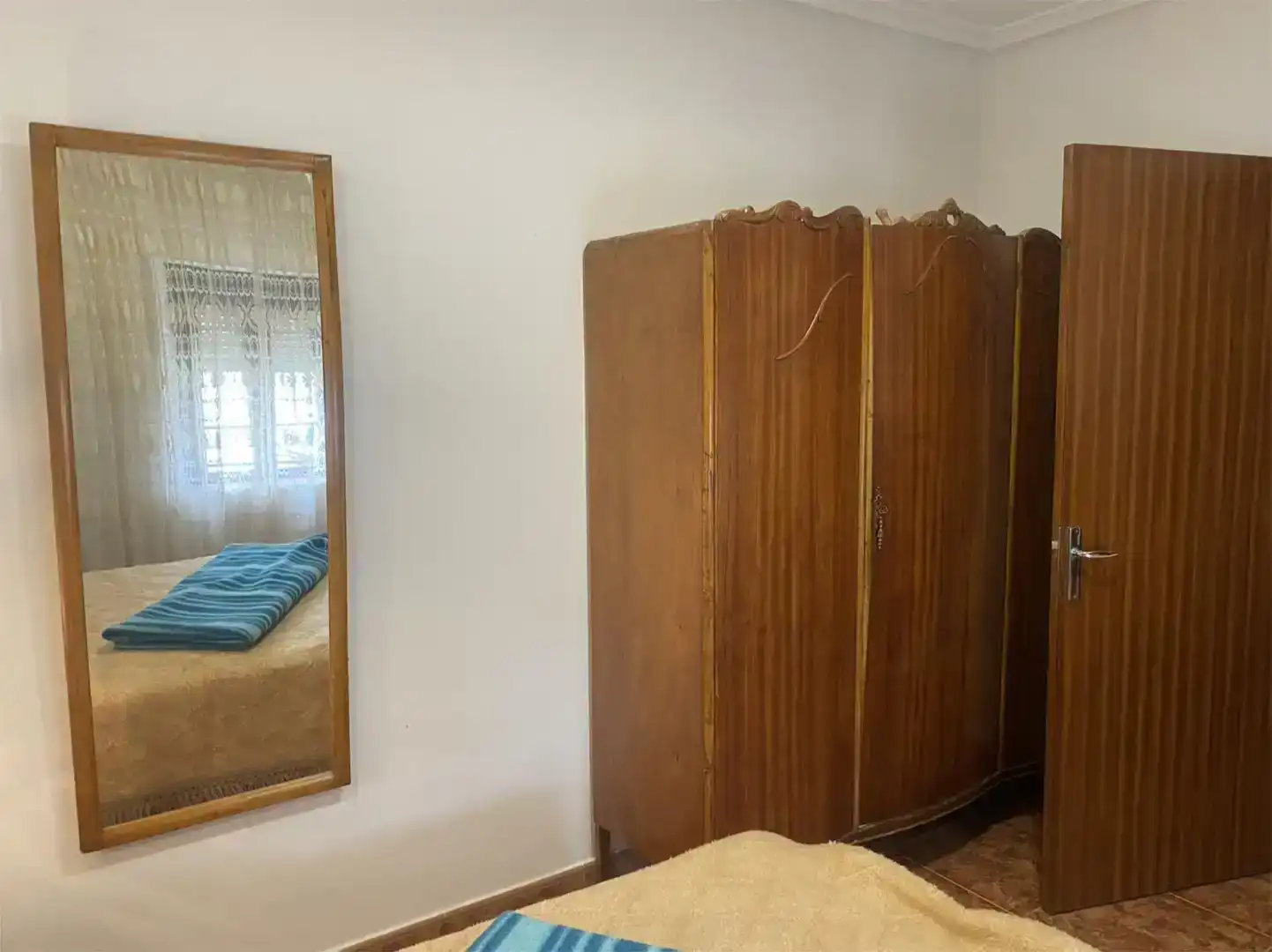 Dormitori de Casa adosada de lloguer en Abenójar amb Jardí privat, Moblat i Rentadora