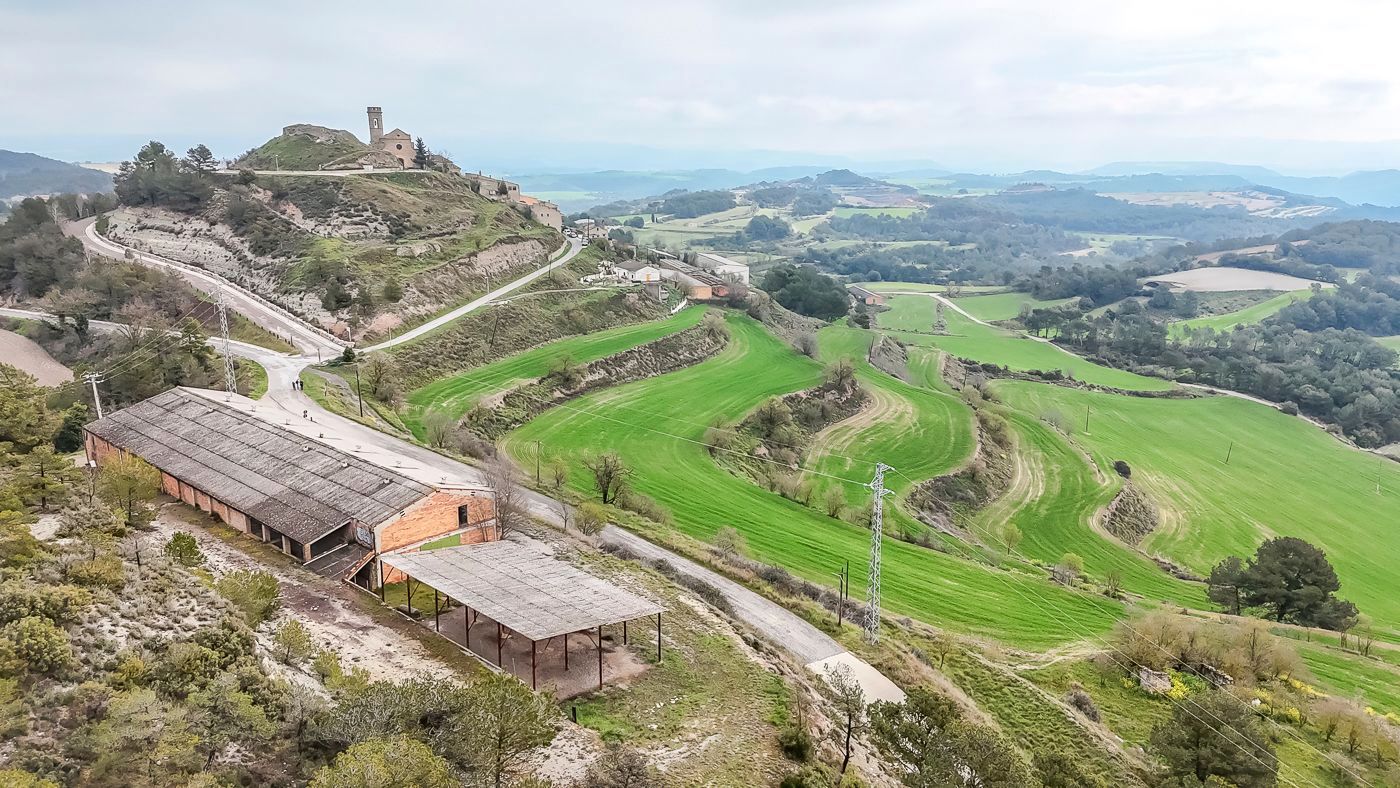 Exterior view of Industrial buildings for sale in Argençola