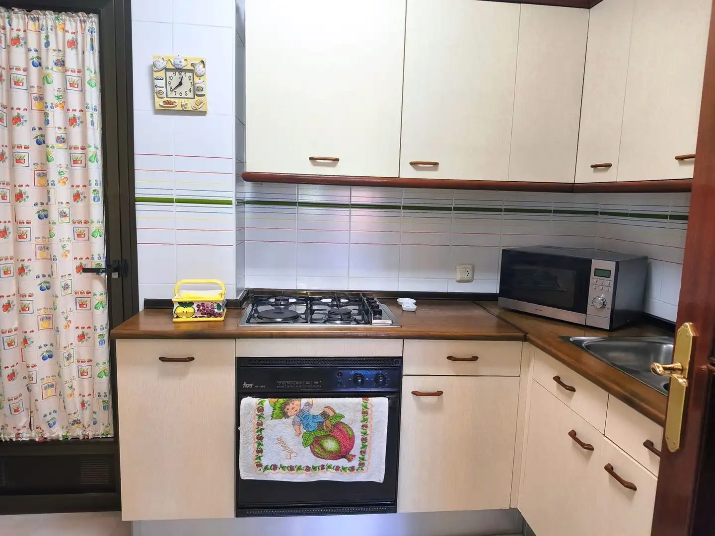 Cocina de Apartamento en venta en Ciudad Real con Balcón