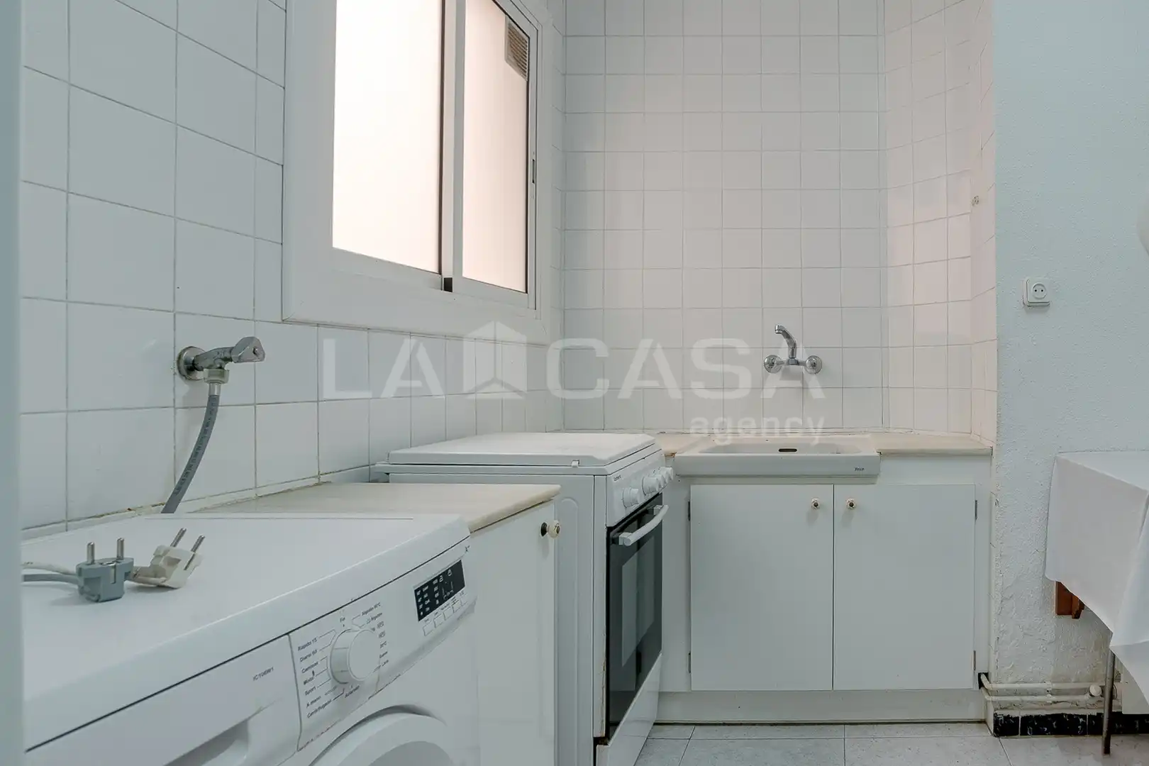 Cocina de Piso en venta en Barcelona con Calefacción y Terraza