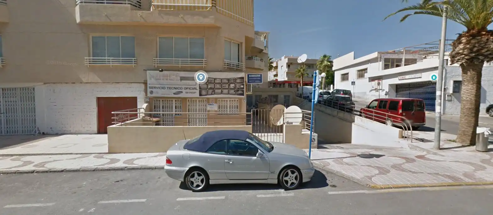 Local comercial en alquiler en Paseo MARITIMO (MA), imagen 2