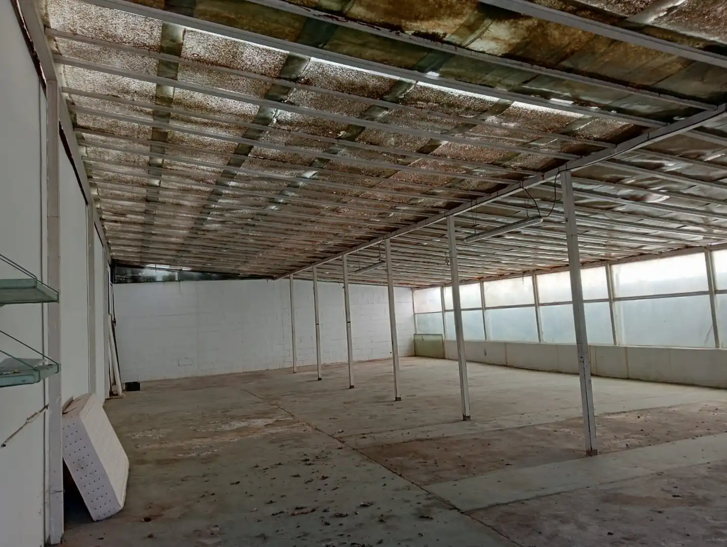 Terreno industrial en venta en Benirredrà