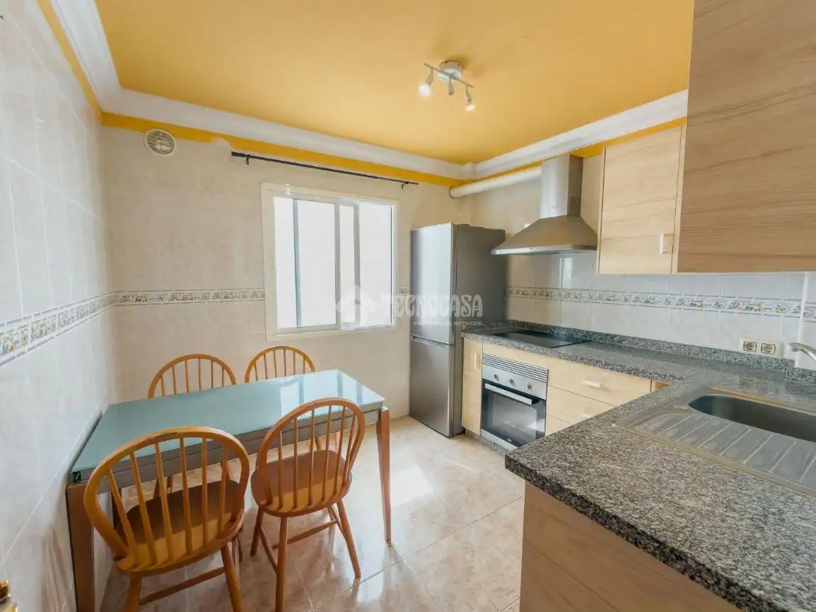 Küche von Wohnung zum Verkauf in Garachico mit Abstellraum