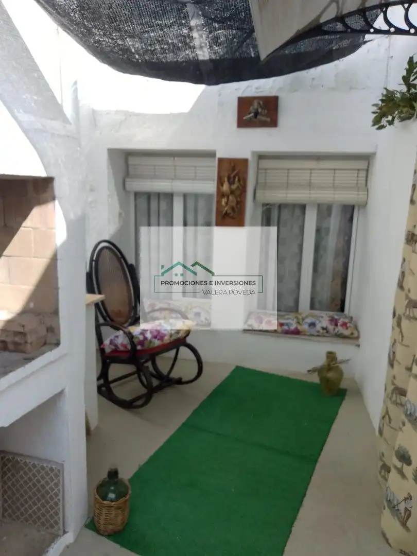 Casa o xalet en venda en Solera de Gabaldón amb Jardí privat i Moblat