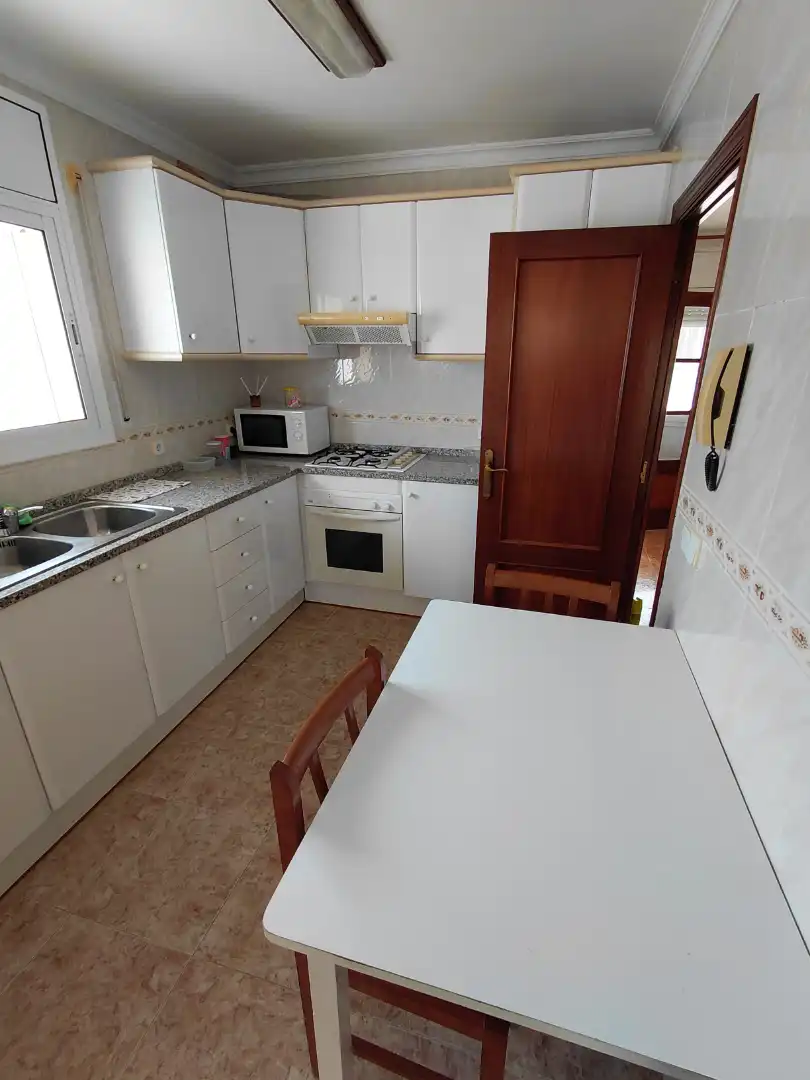 Cuina de Casa o xalet en venda en El Vendrell amb Calefacció, Jardí privat i Traster
