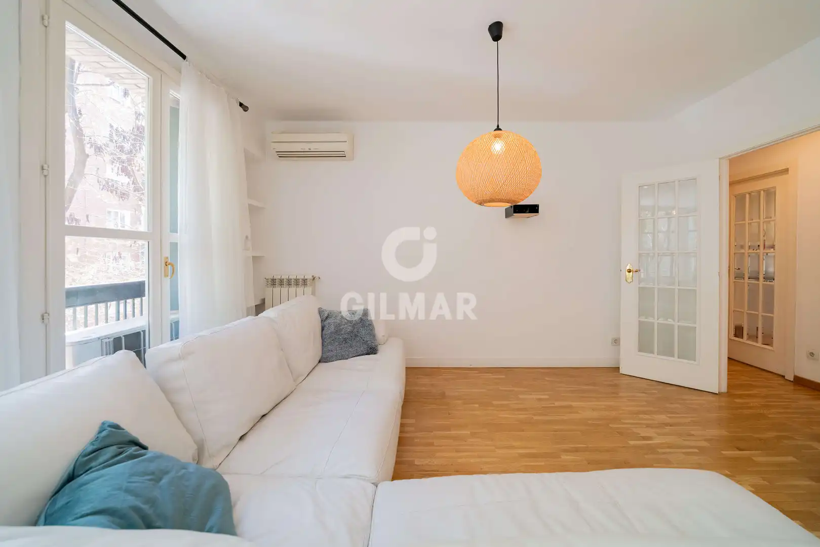 Sala de estar de Piso en venta en  Madrid Capital con Calefacción