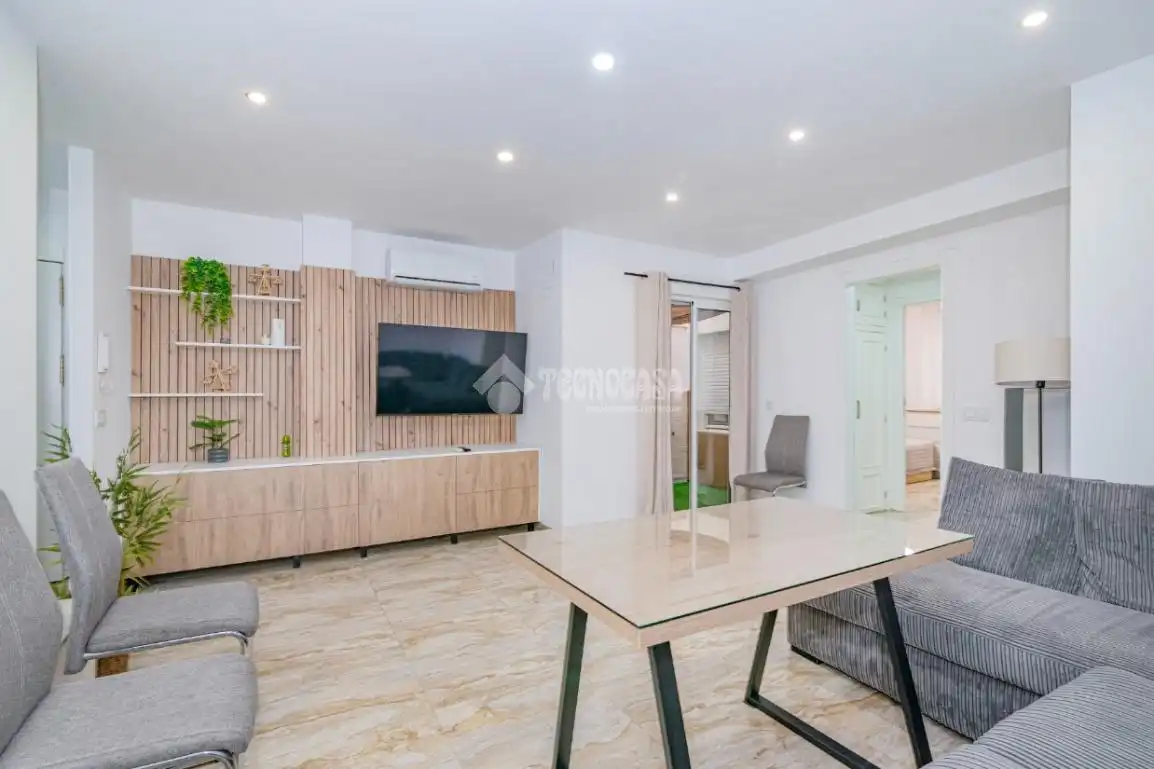 Living room of Flat for sale in Lucena  with Air Conditioner