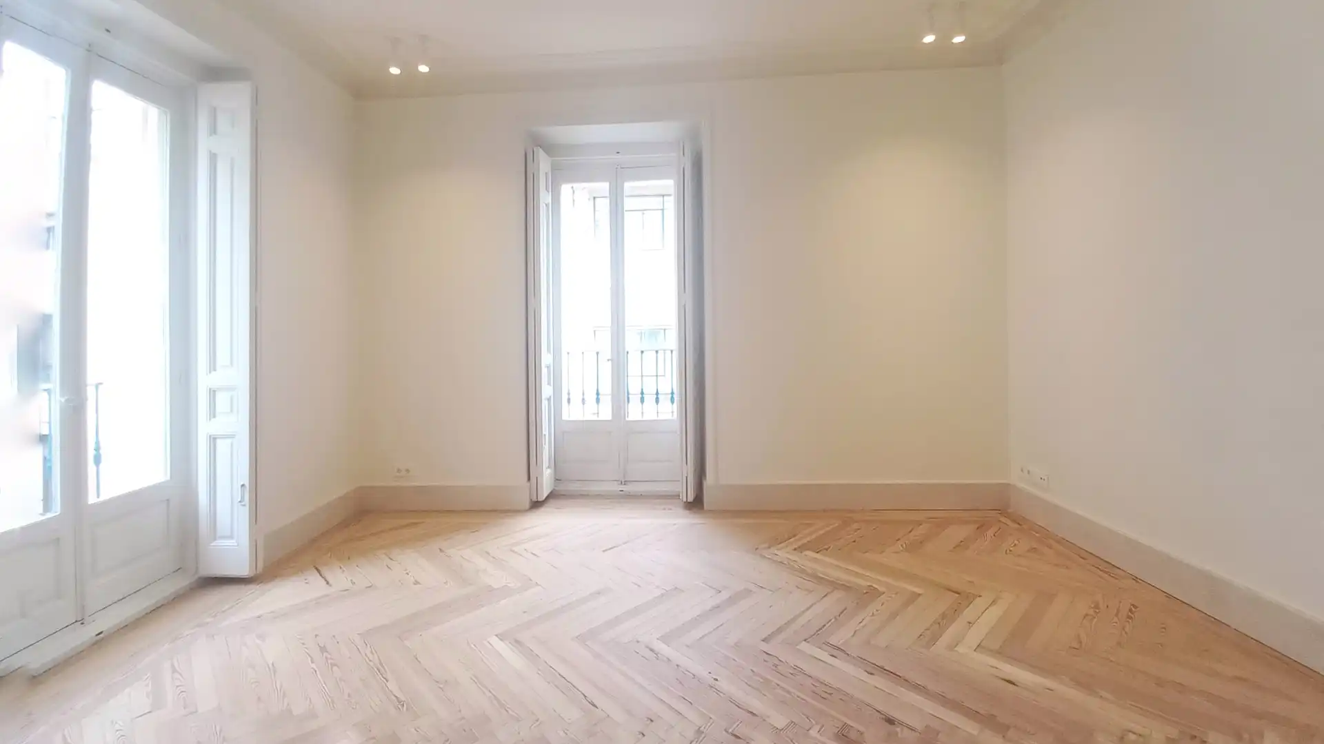 Wohnzimmer von Wohnung zur Miete in Madrid mit Klimaanlage, Heizung und Parkett