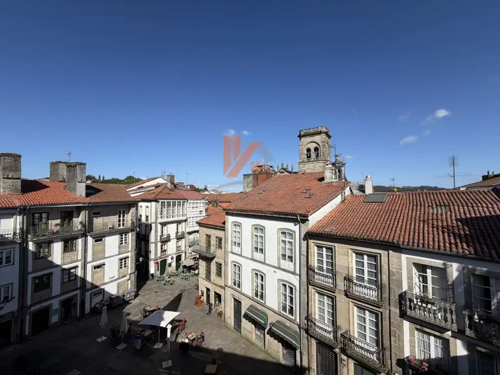 Vista exterior de Piso en venta en Santiago de Compostela  con Horno