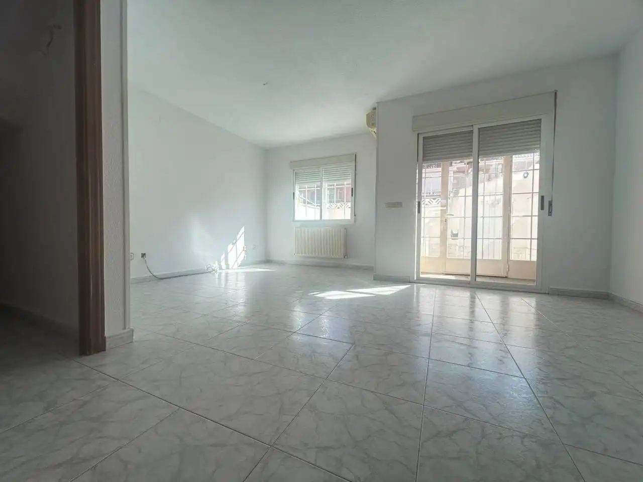 Sala d'estar de Casa adosada en venda en Numancia de la Sagra amb Terrassa