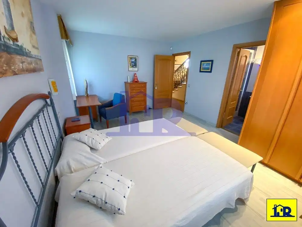 Bedroom of Houses for sale in Arcas del Villar  with Terrace, Storage room and Swimming Pool