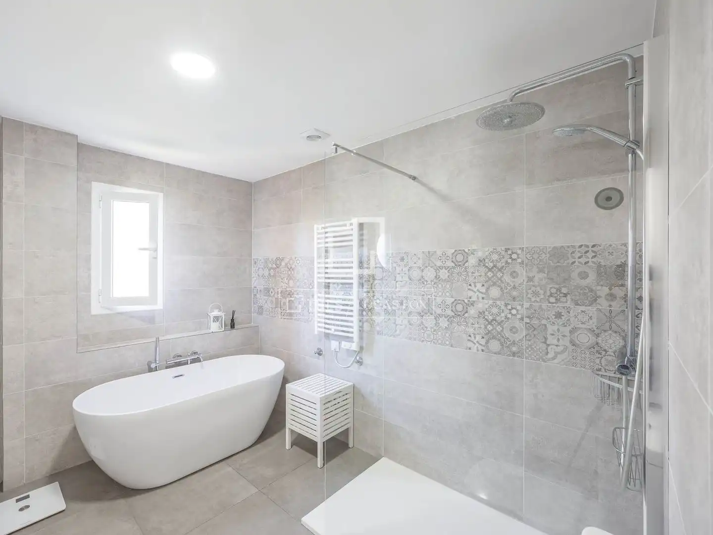 Bany de Casa o xalet en venda en Puçol amb Aire condicionat, Jardí privat i Parquet