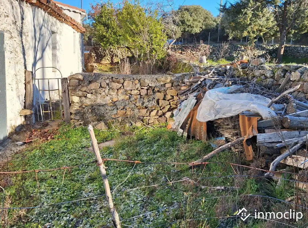 Finca rústica en venta en Membribe de la Sierra con Trastero