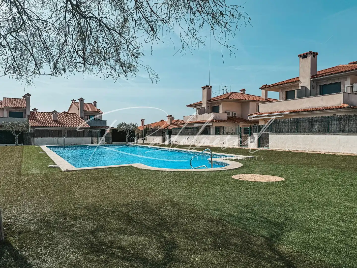 Casa pareada con piscina en venta en Carrer Carrer Migjorn, imagen 5