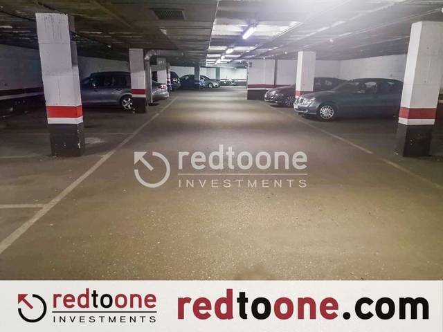 Garaje en Alquiler en Ensanche - Diputación