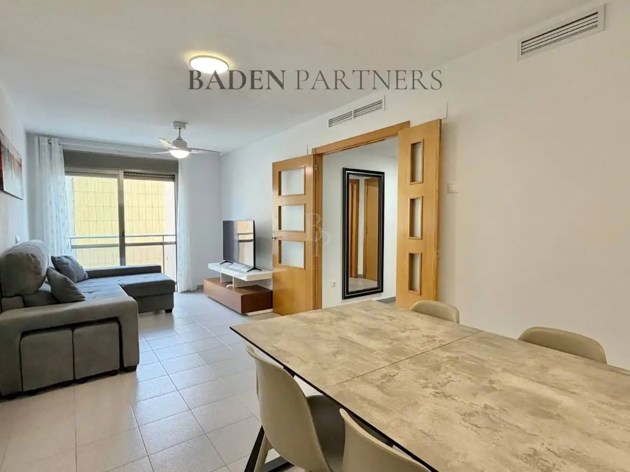 Flat with lift to rent in Casco Urbano