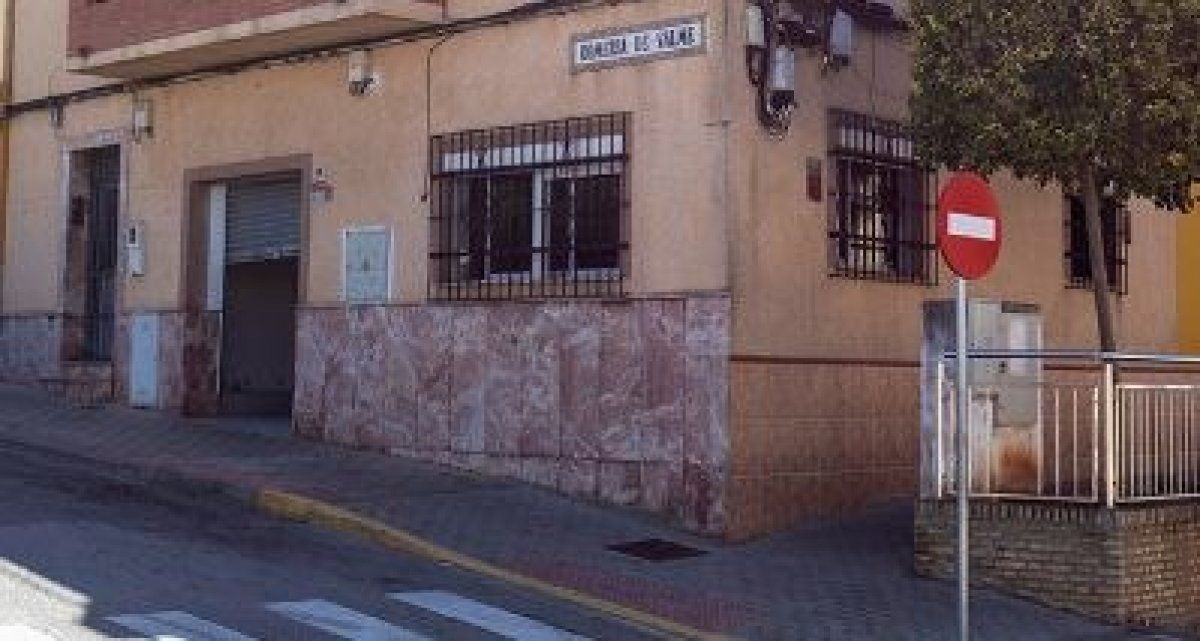 Premises to rent in Calle ALMIRANTE BONIFAZ, La Motilla - Fuente del Rey, Dos Hermanas