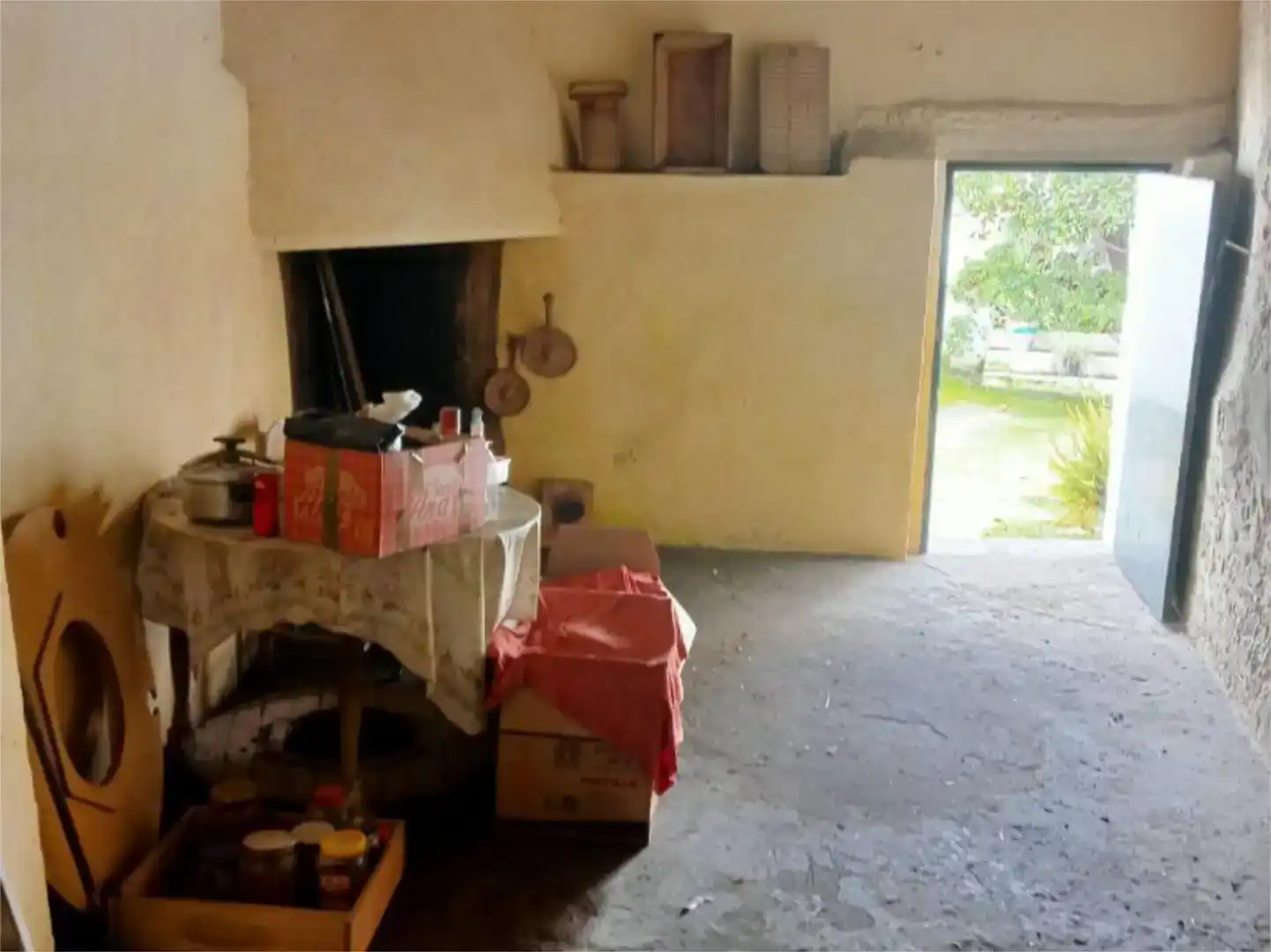 Cuina de Casa adosada en venda en Cala amb Jardí privat i Traster