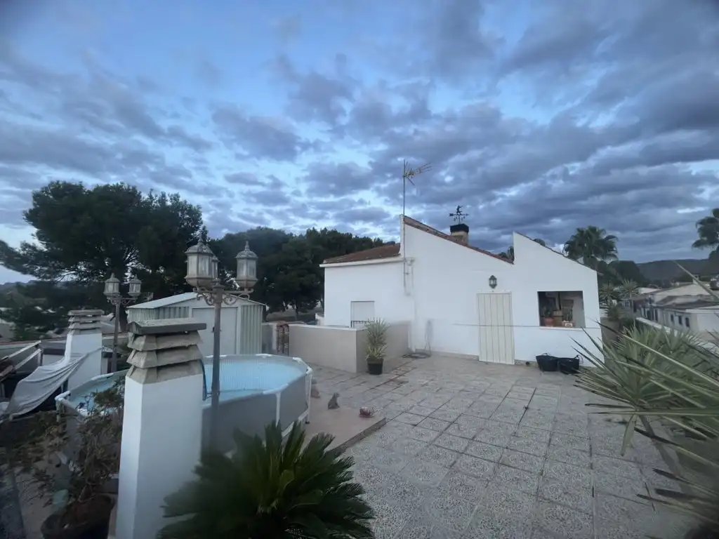 Vista exterior de Casa adosada en venda en Cieza amb Aire condicionat, Calefacció i Terrassa