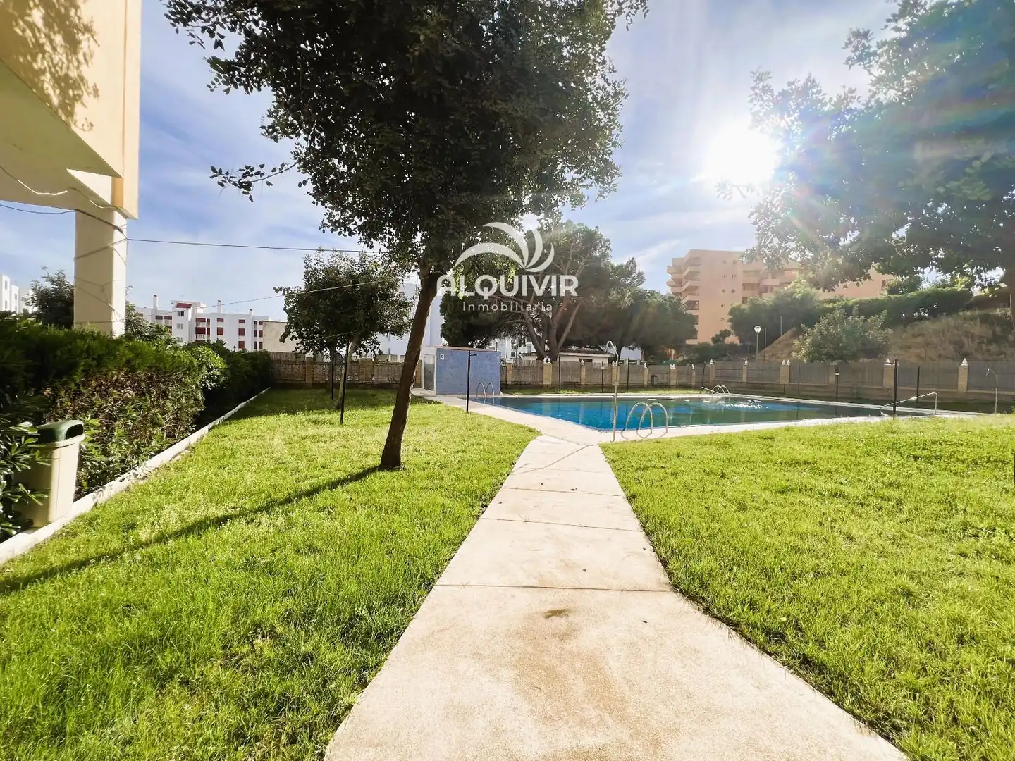 Schwimmbecken von Wohnung zum Verkauf in Almonte mit Klimaanlage, Terrasse und Abstellraum