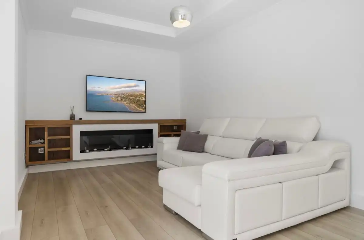 Chalet con piscina en venta en Calle Palmera, imagen 9