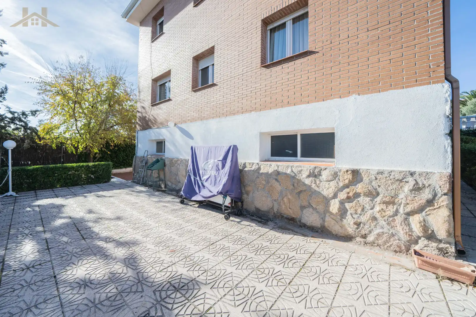 Exterior view of Houses for sale in Villanueva del Pardillo  with Heating, Private garden and Terrace