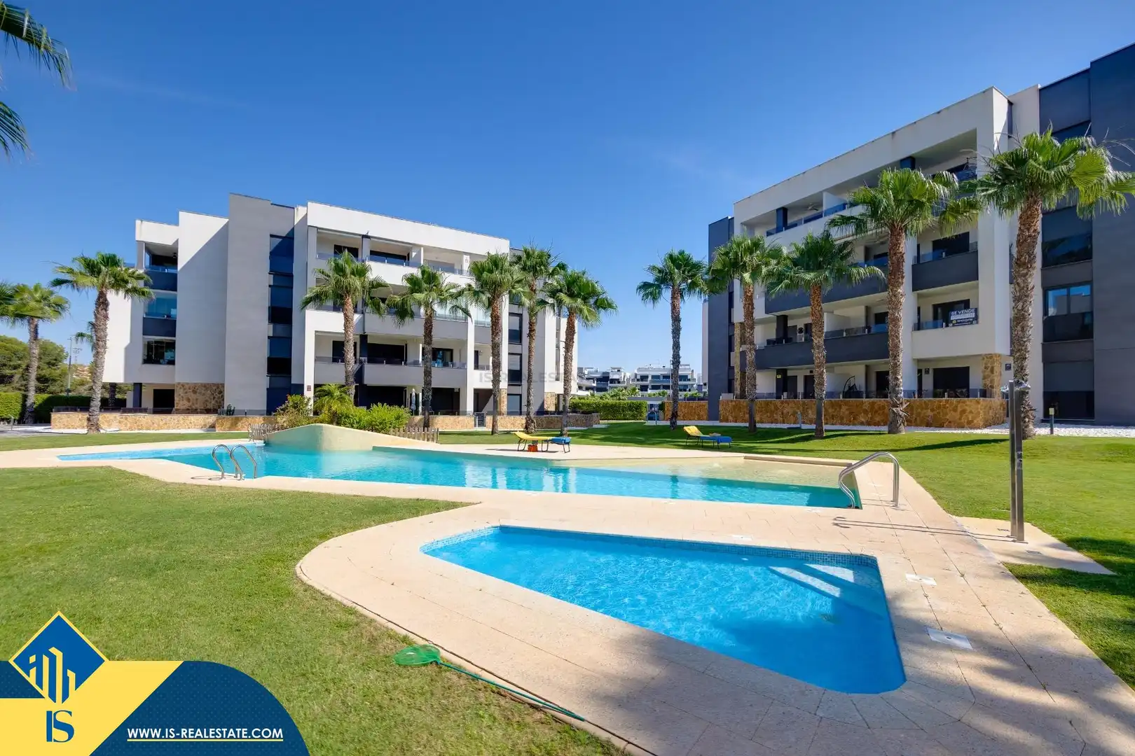 Vista exterior de Pis en venda en Orihuela amb Aire condicionat, Terrassa i Traster