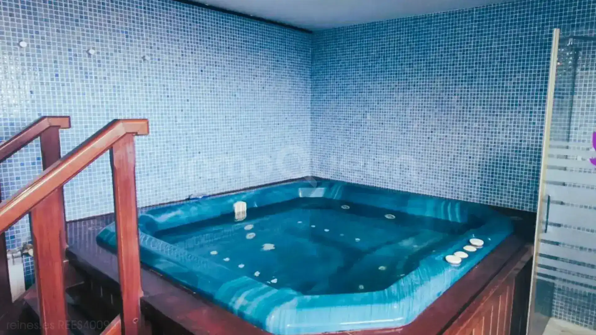 Piscina de Edificio en venta en Foz