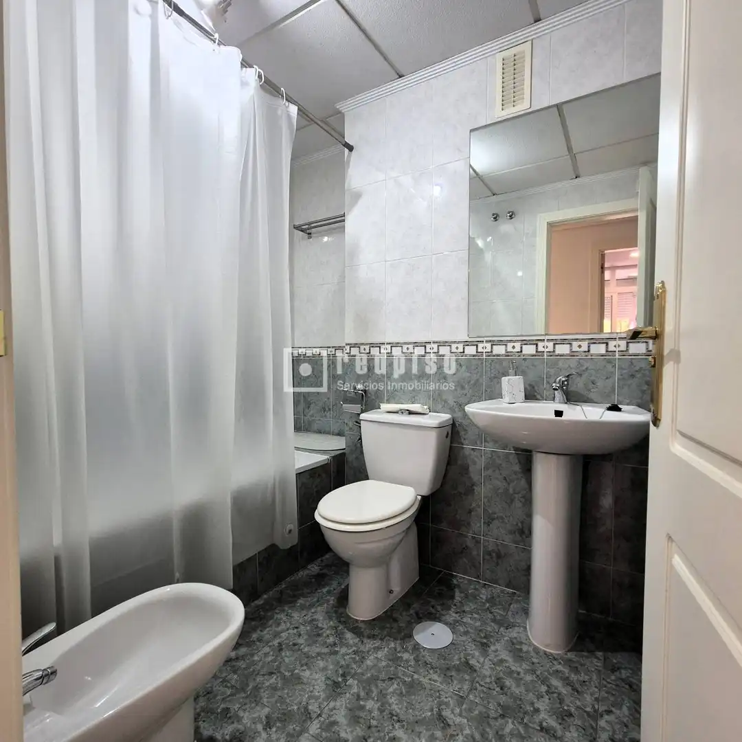 Flat for rent in Nueva Delhi, Colores - Entreparques