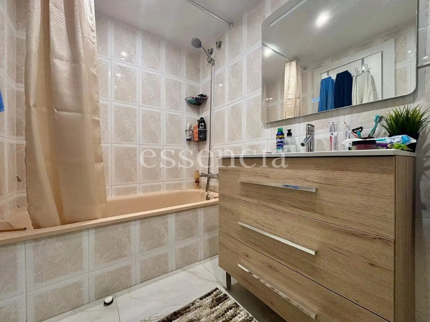 Bathroom of Flat for sale in Gandia  with Air Conditioner and Balcony