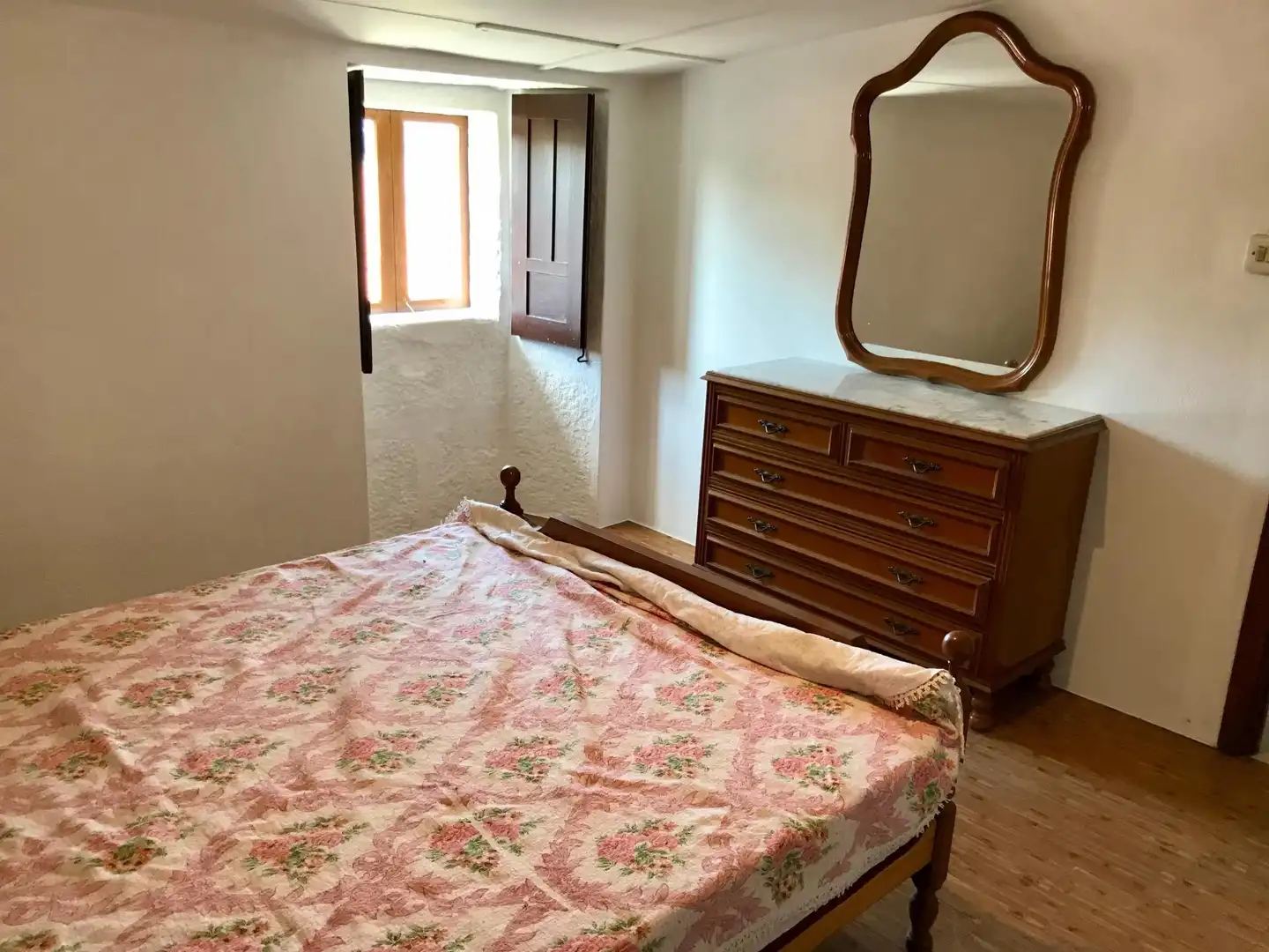 Dormitori de Finca rústica en venda en Noia