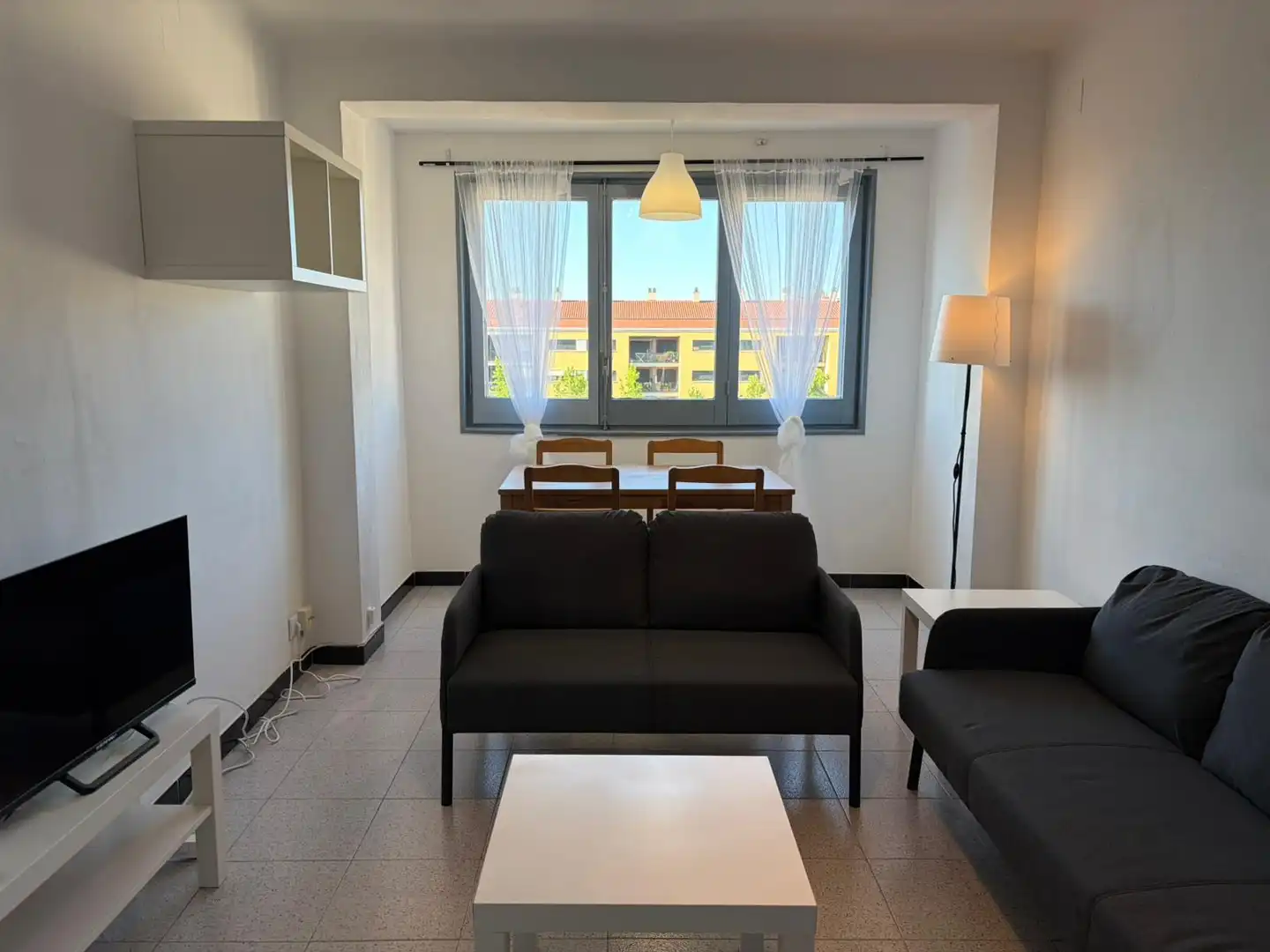 Sala de estar de Piso de alquiler en Girona con Calefacción, Amueblado y Horno