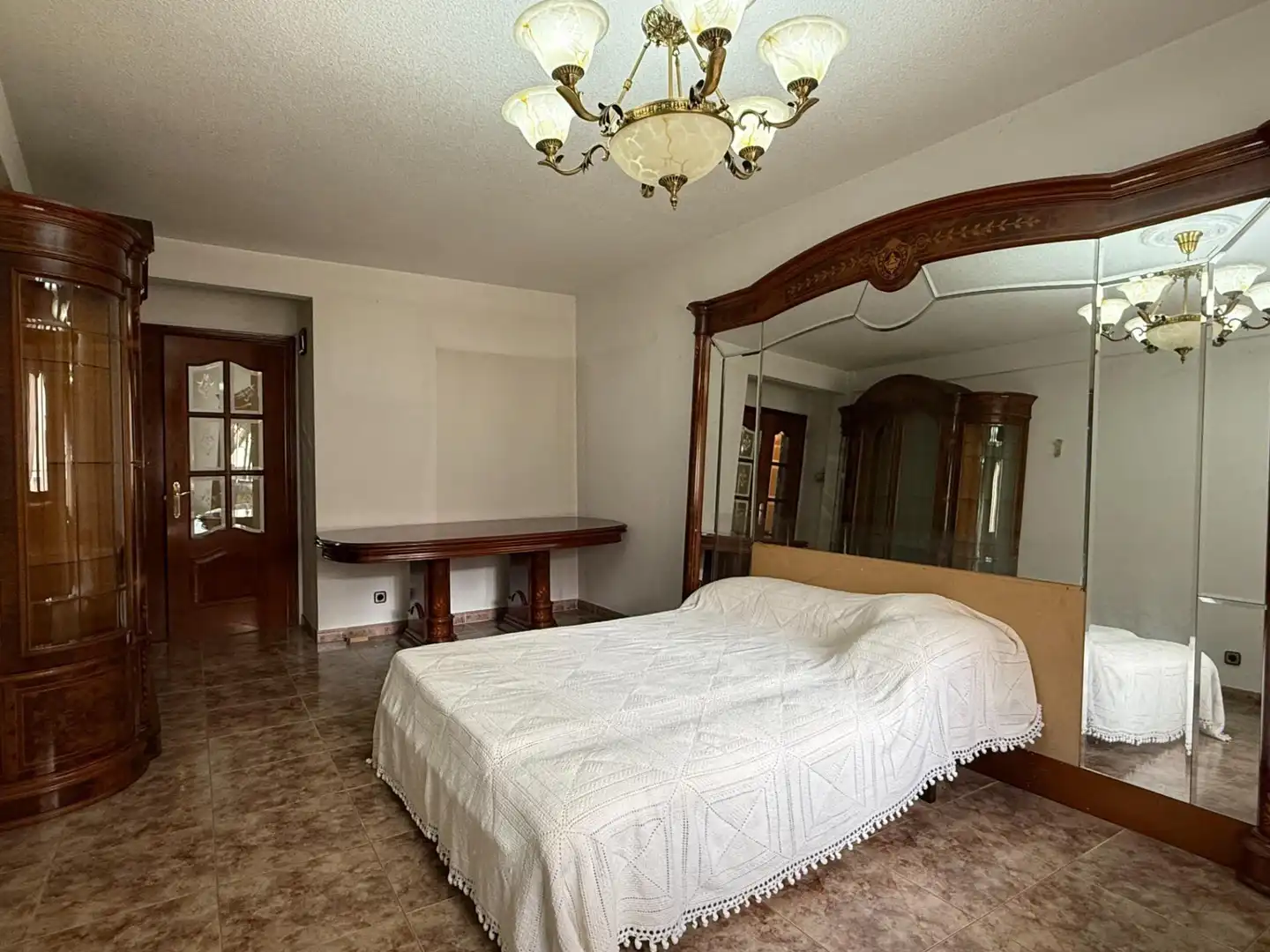 Habitación de Piso en venta en Guadalajara con Aire acondicionado, Calefacción y Trastero