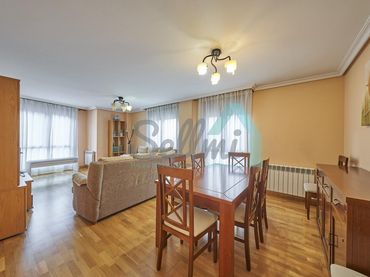 Appartement avec ascenseur à louer à Calle de San Lázaro