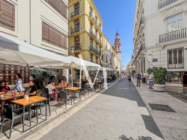 Local comercial en Alquiler en Plaza Plaza de la Virgen, 4 en La Seu