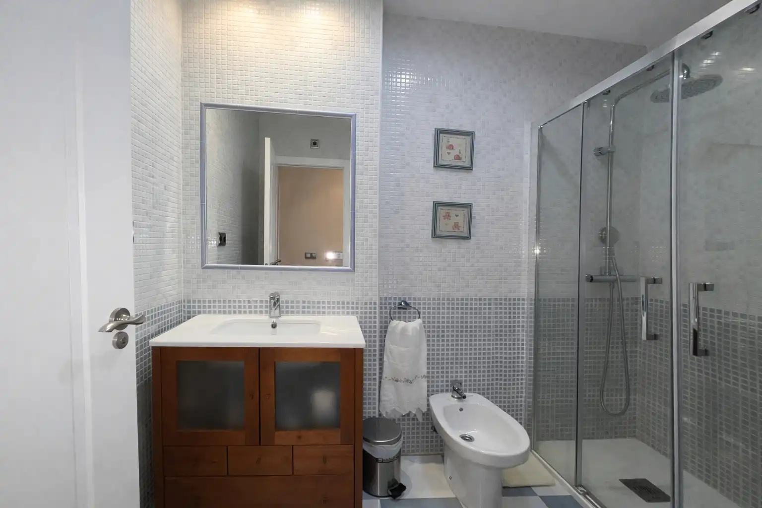 Bathroom of Attic for sale in Cartagena  with Air Conditioner, Heating and Parquet flooring