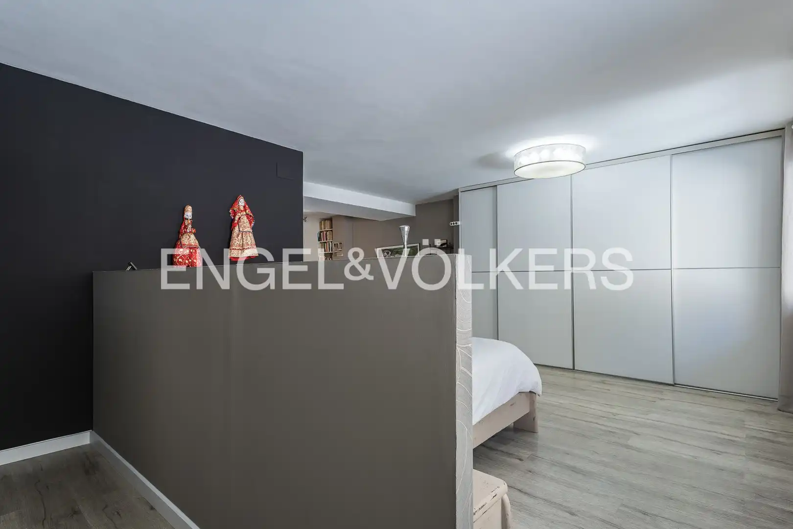 Dormitori de Apartament en venda en Barcelona amb Aire condicionat, Calefacció i Terrassa