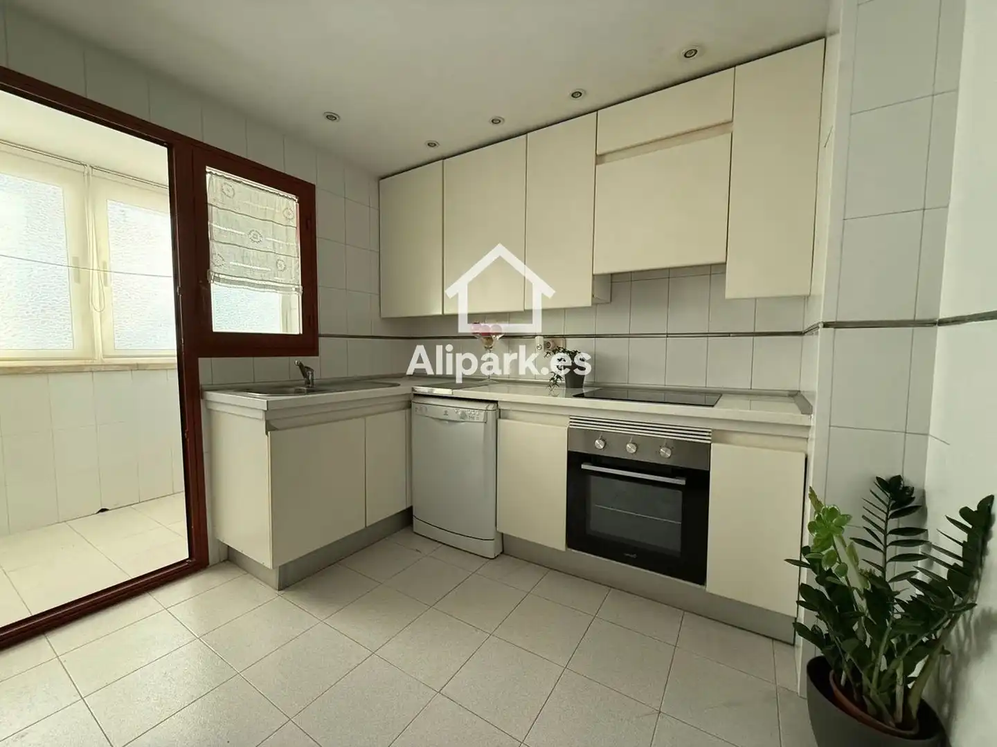 Kitchen of Flat for sale in Alicante / Alacant  with Air Conditioner and Terrace
