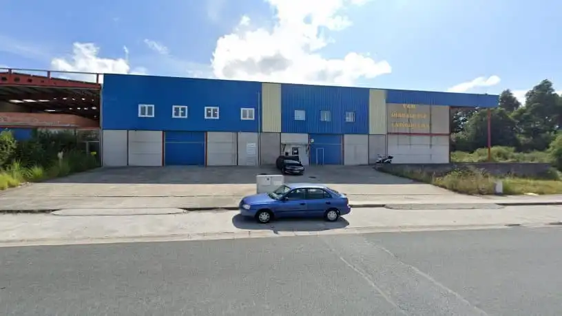 Vista exterior de Nave industrial en venta en Narón