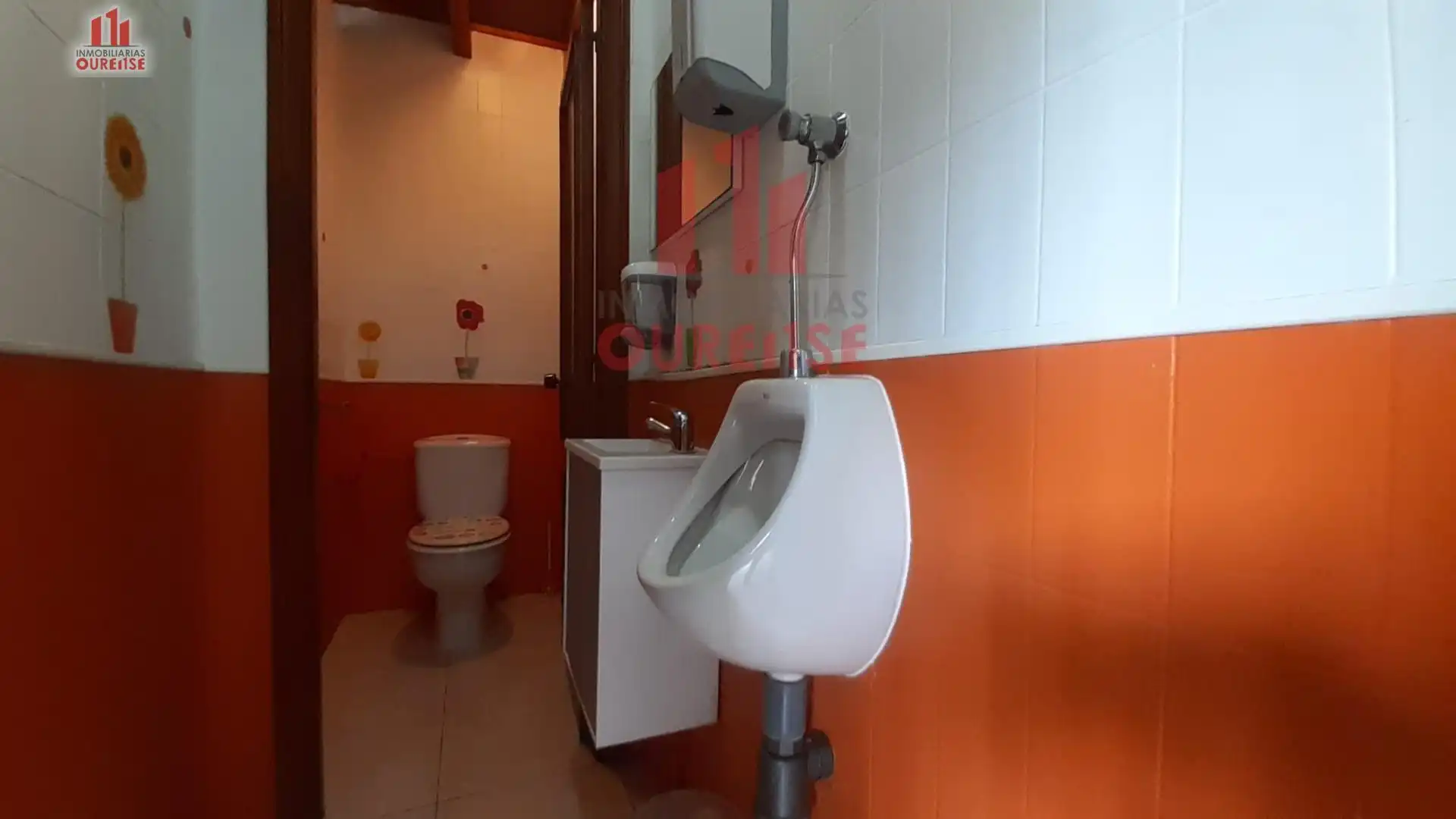 Badezimmer von Geschaftsraum zur Miete in Ourense Capital  mit Möbliert