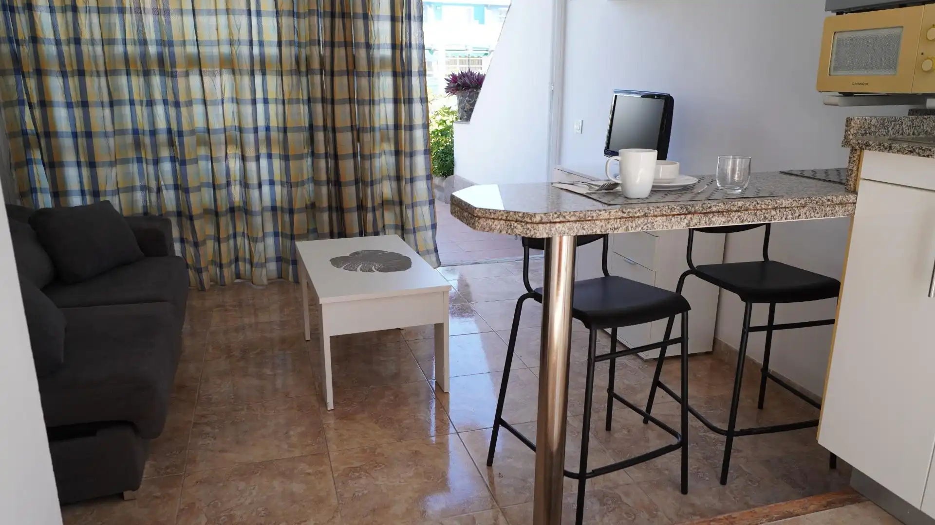 Casa adosada en venta en San Bartolomé de Tirajana con Jardín privado, Amueblado y Balcón