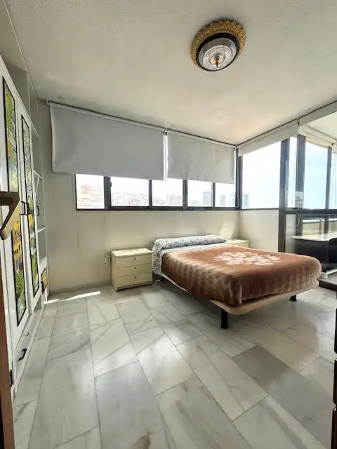 Habitación de Piso en venta en Benidorm con Terraza y Amueblado